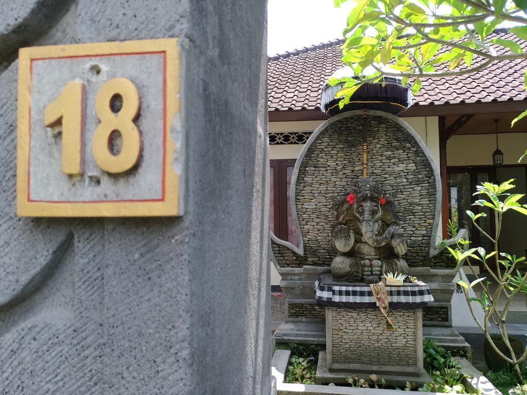 Mekenyem House Ubud Exterior photo